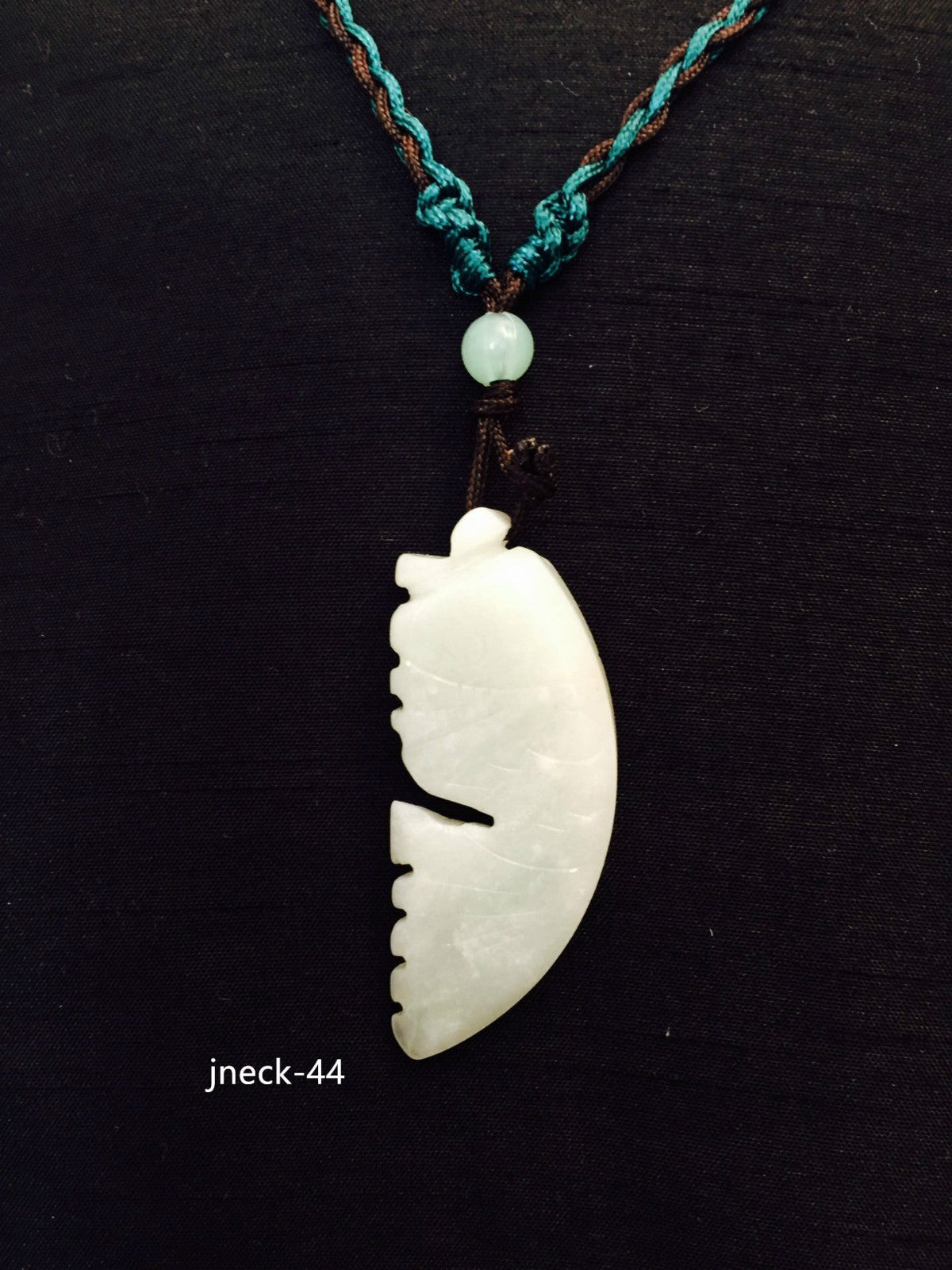 NEW Elegant Handmade Ladies Oriental Chinese Lucky Fish Jade Adjustable Necklace