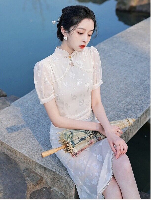 New Luxurious Chinese Asian Ivory White Floral Prints Long Dress