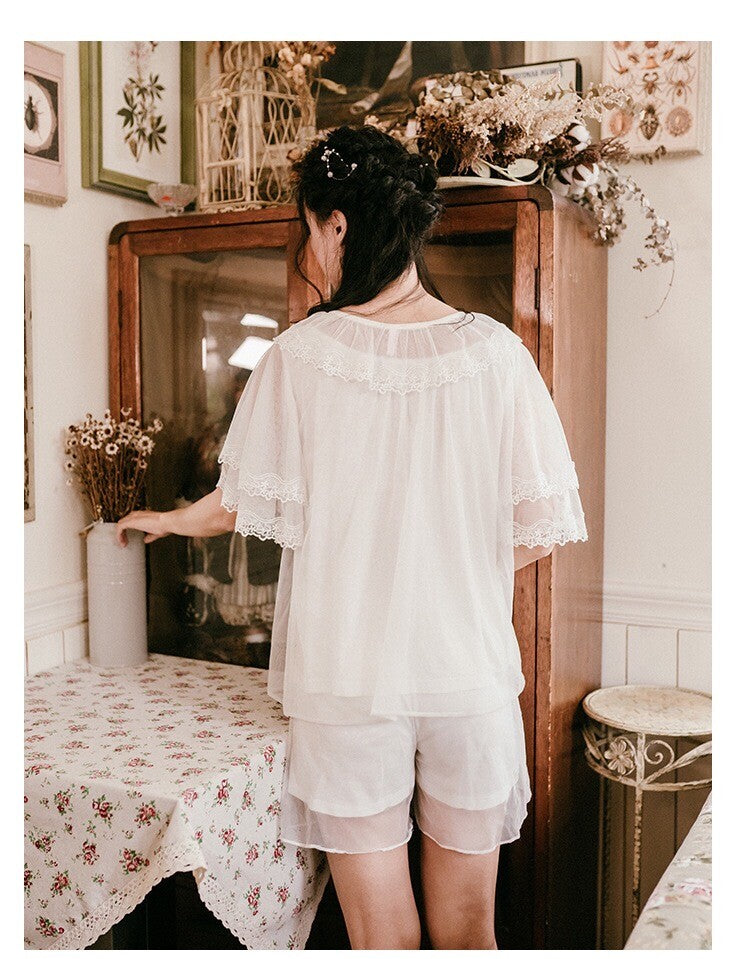 Luxurious White Vintage Victorian Ladies Womens Top & Shorts Pyjamas ladpj263