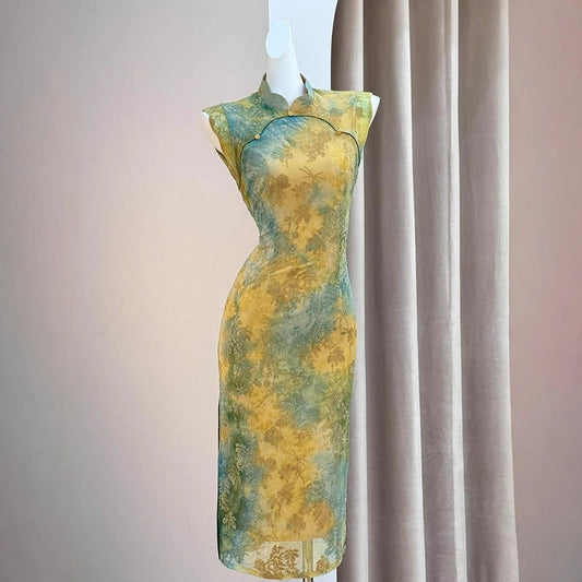New Sleeveless Yellow-Green Embroidered Lace Qipao Cheongsam with Floral Brocade