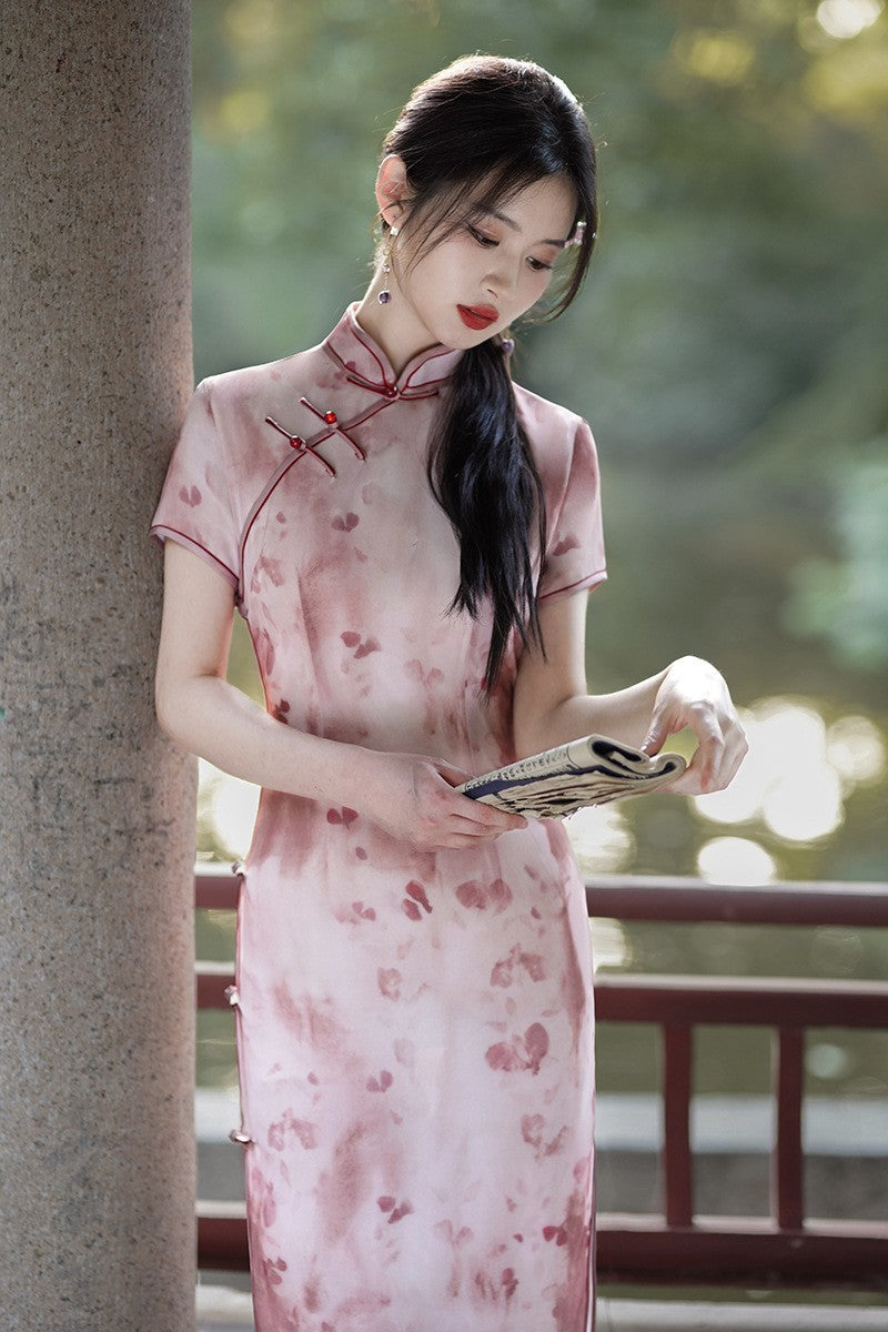 Blush Ink-Wash Qipao with Red Knot Buttons and Graceful Chinese Cheongsam Dress