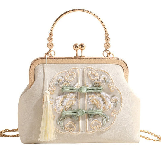 Elegant Chinese Style Handbag – Embroidered Silk Purse with Vintage Clasp