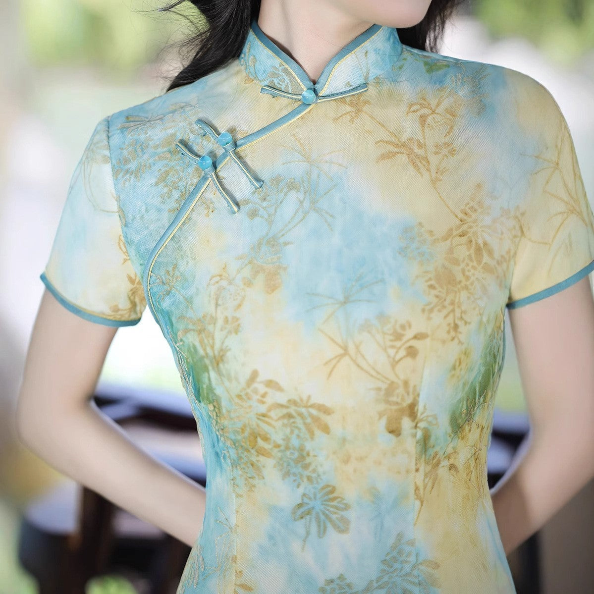 Elegant Blue-Gold Gradient Qipao with Botanical Brocade Chinese Cheongsam Dress